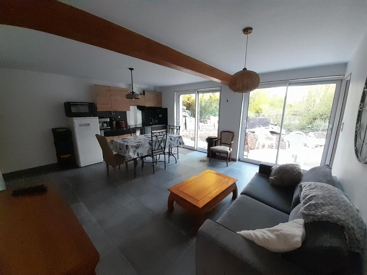 Appartement Sur Jardin Au Calme A Pernes 1 Chambre Exteriör bild